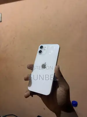 New Apple iPhone 12 256 GB White