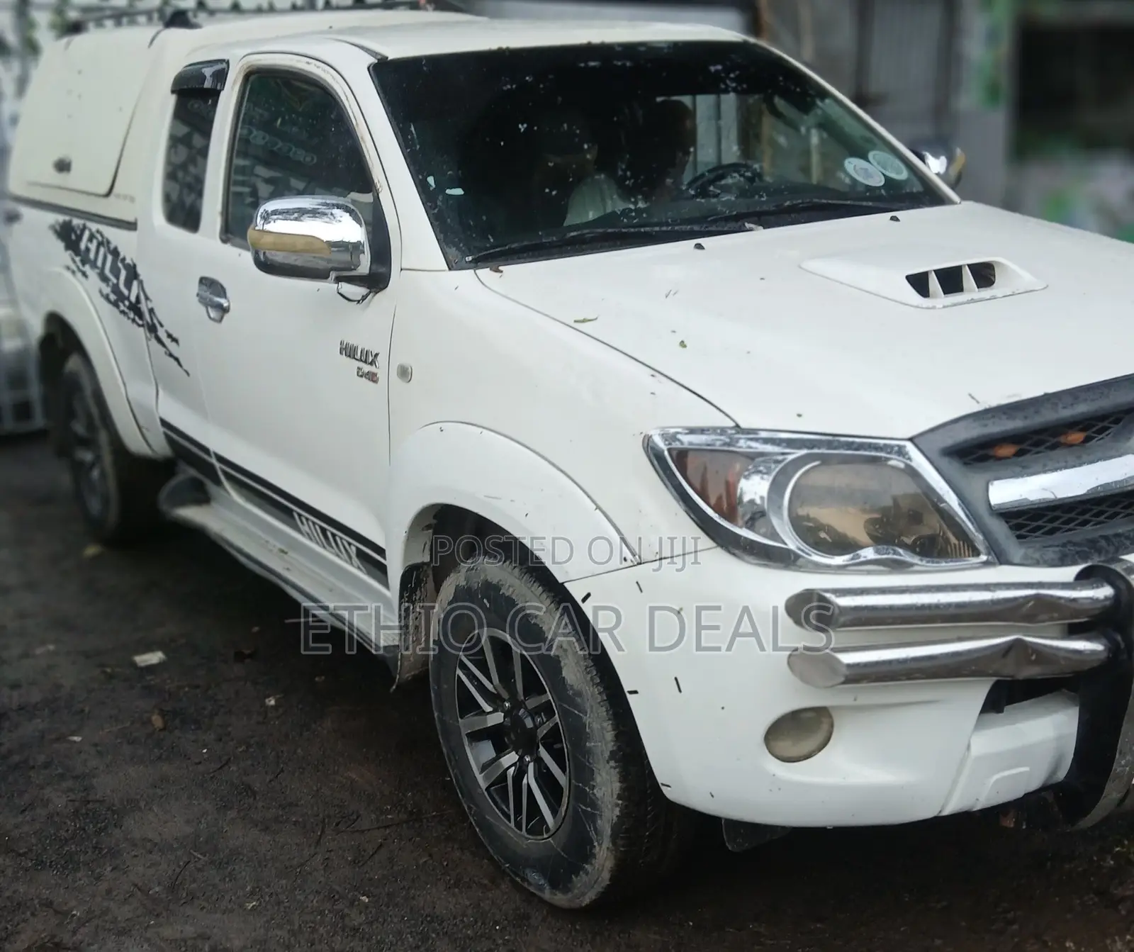 Toyota Hilux 2010 White