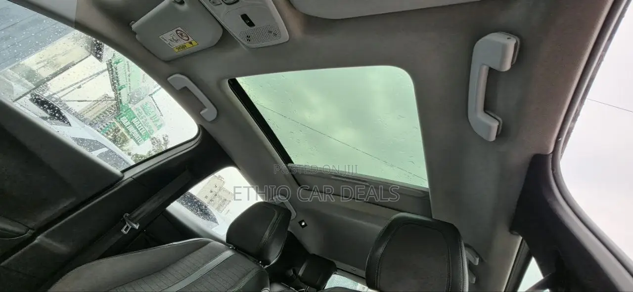 Peugeot 2008 2022 White