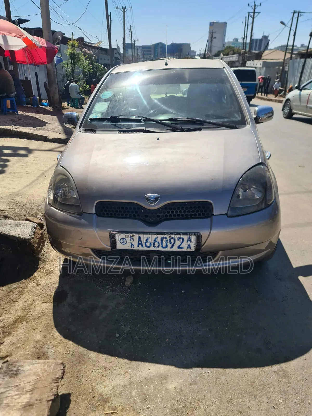 Toyota Vitz 2001 Gray