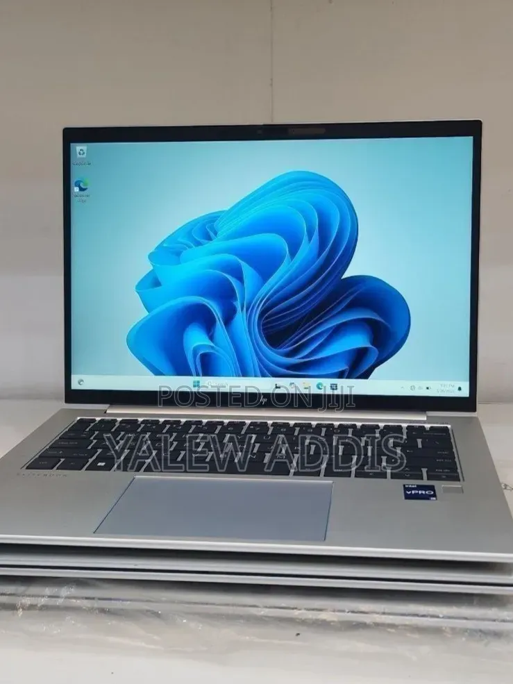 New Laptop HP EliteBook 840 G9 16GB Intel Core i5 SSD 512GB