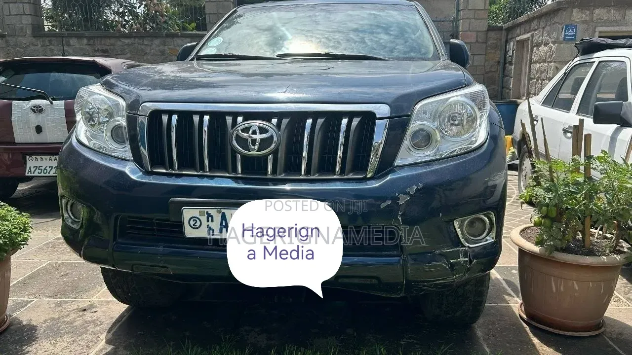 Toyota Land Cruiser Prado 2010 Black