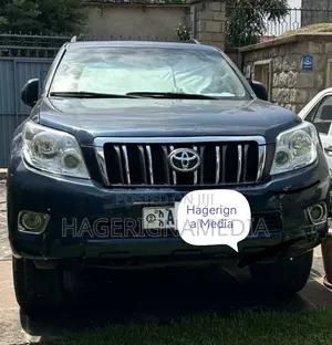 Toyota Land Cruiser Prado 2010 Black