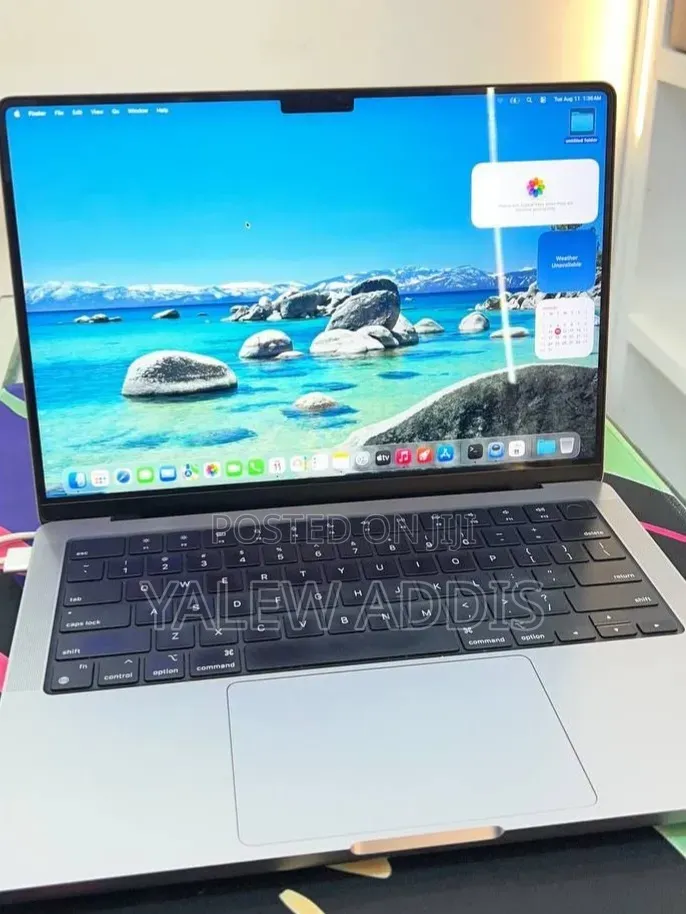 New Laptop Apple MacBook Pro 2023 M3 8GB Apple M3 SSD 512GB