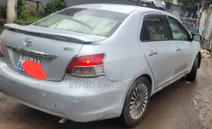 Toyota Yaris 2008 Silver