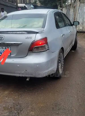 Toyota Yaris 2008 Silver