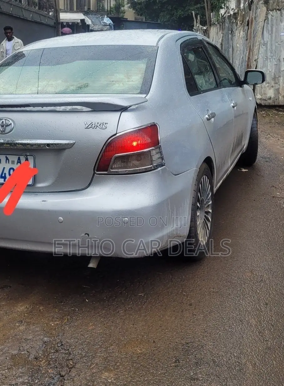 Toyota Yaris 2008 Silver