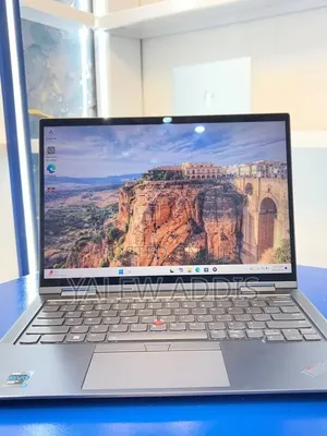 New Laptop Lenovo ThinkPad X1 Yoga 16GB Intel Core i7 SSD 512GB