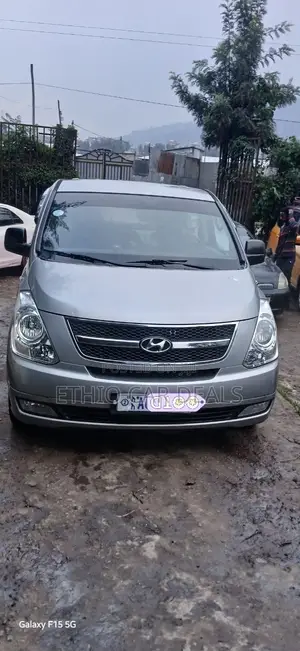 Hyundai Starex 2014 Silver