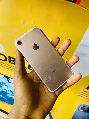 Apple iPhone 7 32 GB Gold