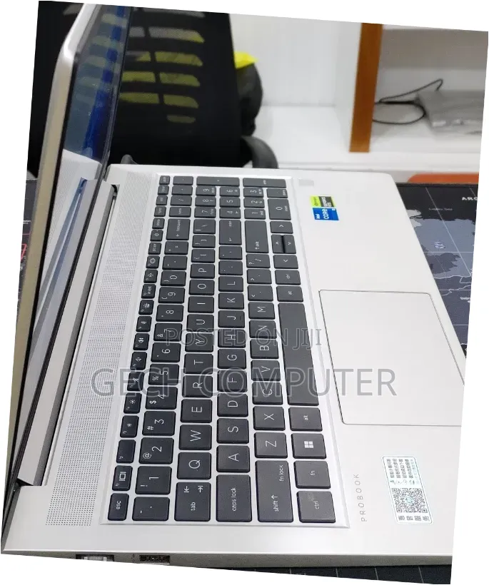 New Laptop HP ProBook MT31 16GB Intel Core i5 SSD 1T
