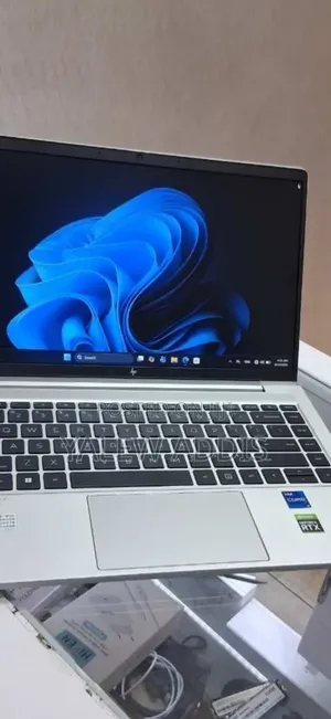 New Laptop HP EliteBook 640 G10 16GB Intel Core i7 SSD 512GB