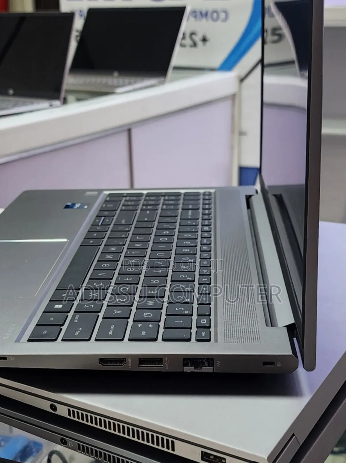 New Laptop HP ZBook 15 32GB Intel Core i9 SSD 512GB