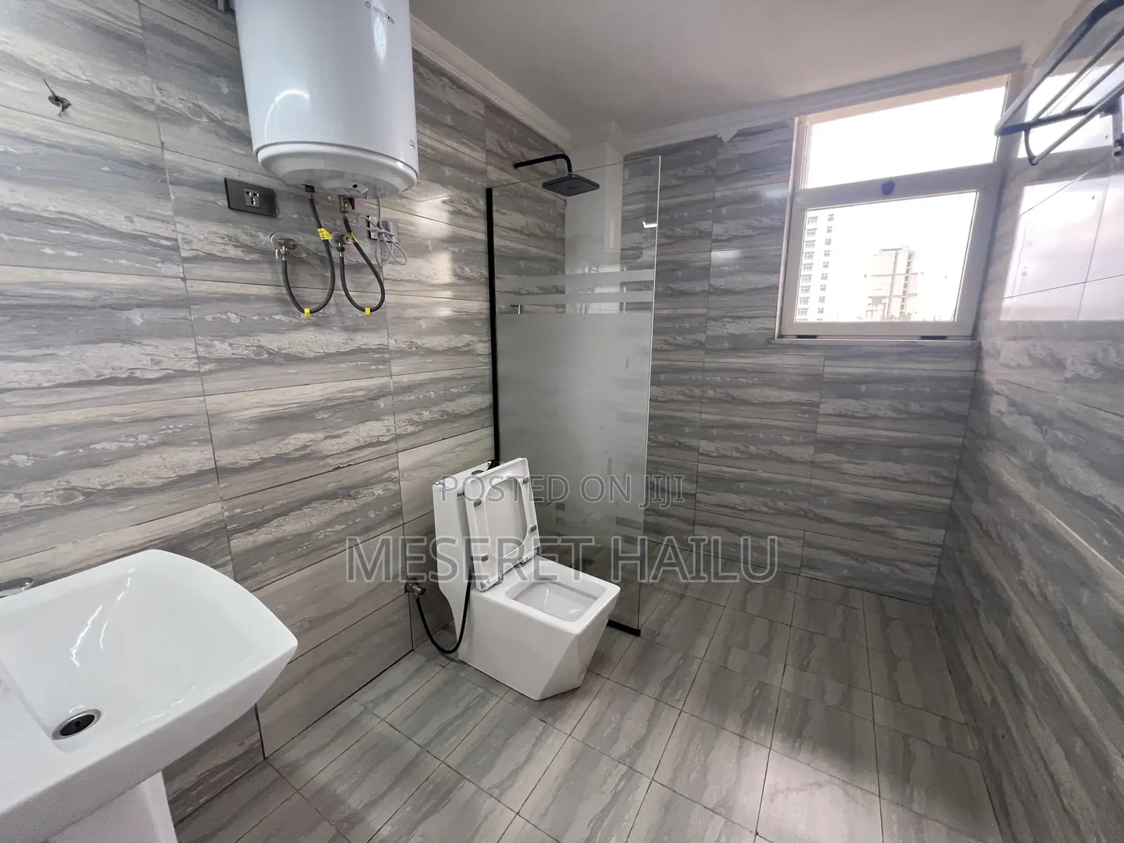 Furnished 3bdrm Apartment in Bola, Bole for rent