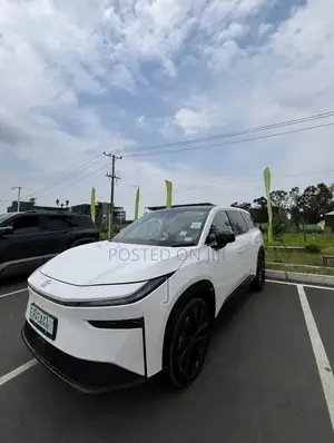 Toyota bZ3 2025 White