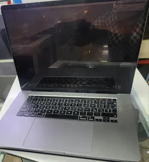 New Laptop Apple MacBook Pro 2019 16GB Intel Core i7 SSD 512GB