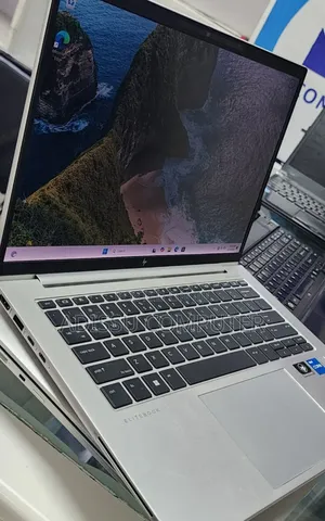 New Laptop HP EliteBook 840 G9 16GB Intel Core i5 SSD 512GB