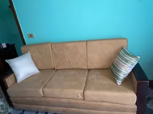 Wanza Sofa
