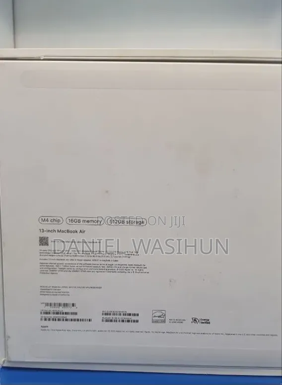 New Laptop Apple MacBook Air 2025 M4 16GB Apple M4 SSD 512GB