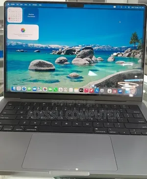 New Laptop Apple MacBook Pro 2019 32GB Apple M1 Pro SSD 512GB