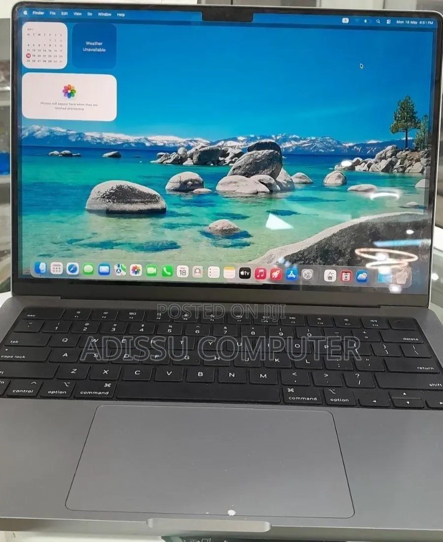 New Laptop Apple MacBook Pro 2019 32GB Apple M1 Pro SSD 512GB