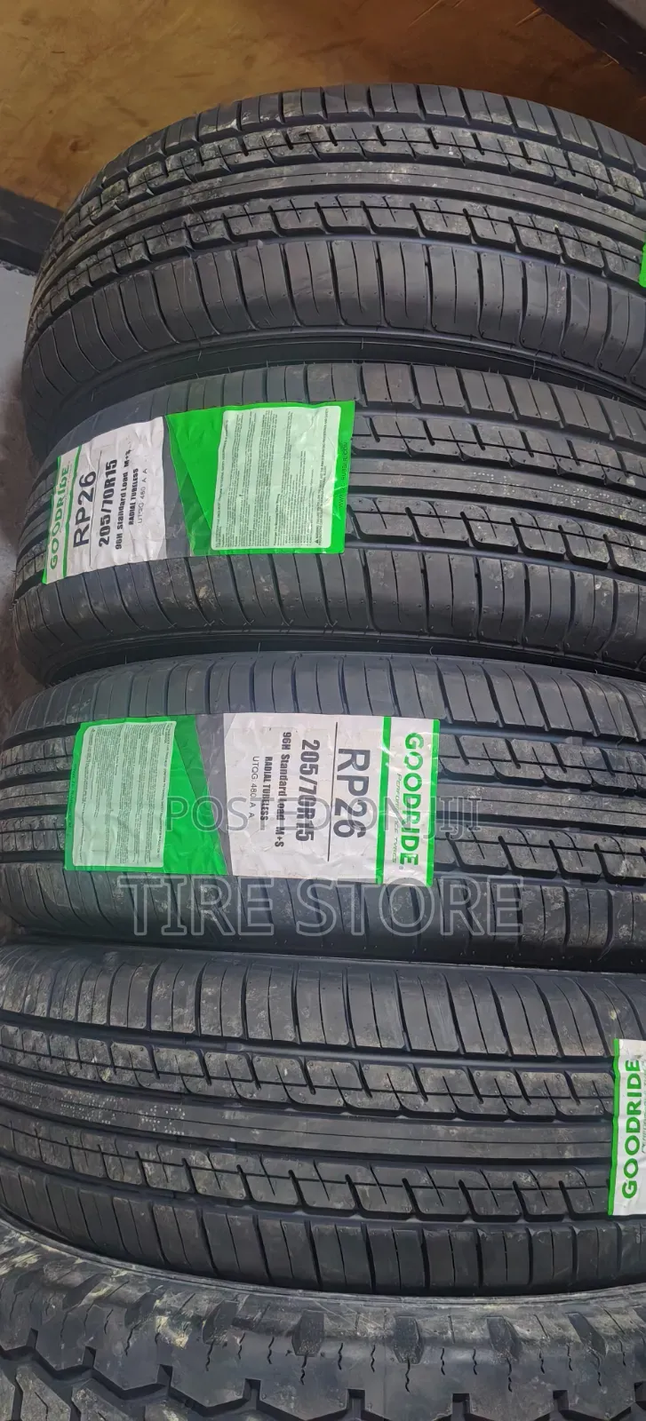 205 70 R15 for Toyota Dolphin