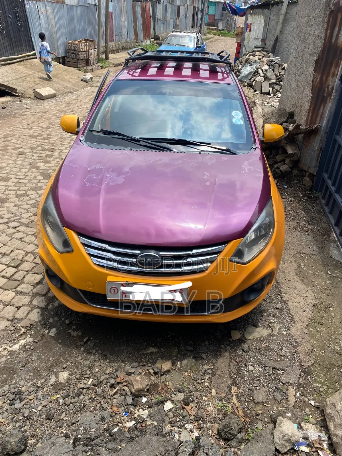 JAC J4 2019 Yellow