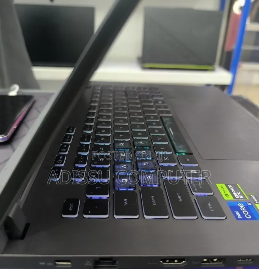 New Laptop Asus ROG Strix G15 16GB Intel Core i7 SSD 1T