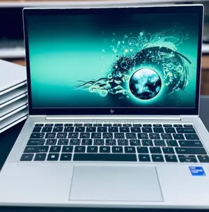 New Laptop HP EliteBook 830 G8 16GB Intel Core i5 SSD 512GB