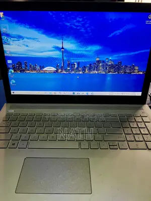 Laptop HP Pavilion 15 8GB Intel Core i5 HDD 1T