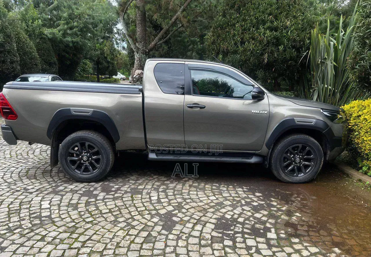 Toyota Hilux 2021