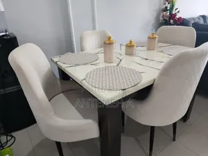 የምግብ ጠረጴዛ - Dinning Table