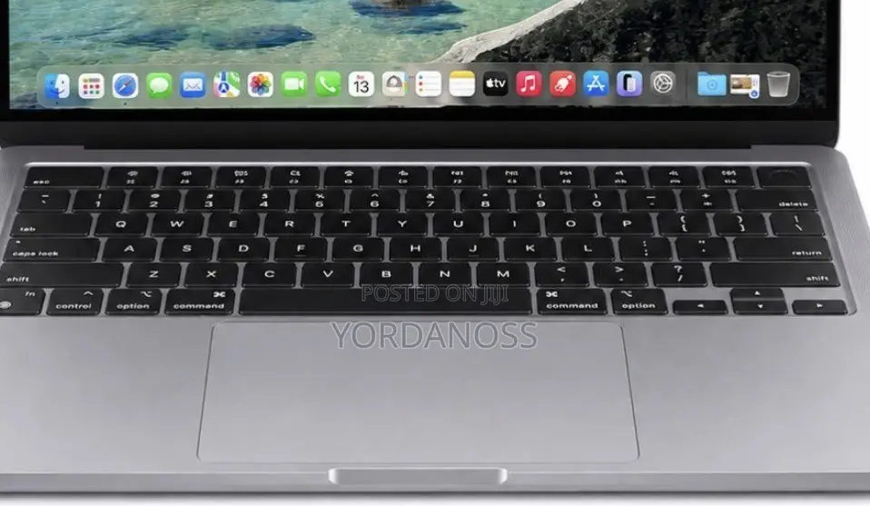New Laptop Apple MacBook Air 2022 M2 8GB Apple M2 SSD 256GB