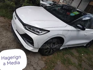 New BYD E2 43 kWh 94 hp FWD 2025 White