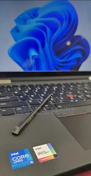 New Laptop Lenovo ThinkPad x13 Yoga 16GB Intel Core i5 SSD 512GB