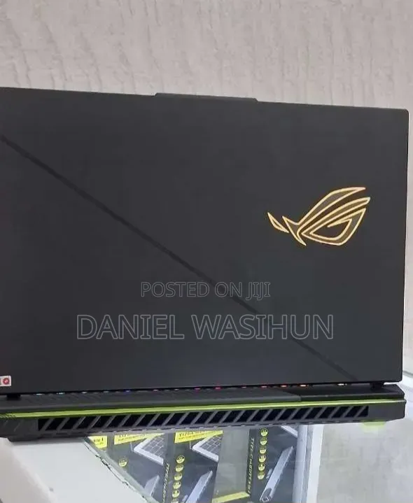 New Laptop Asus ROG Strix G15 16GB Intel Core i9 SSD 1T