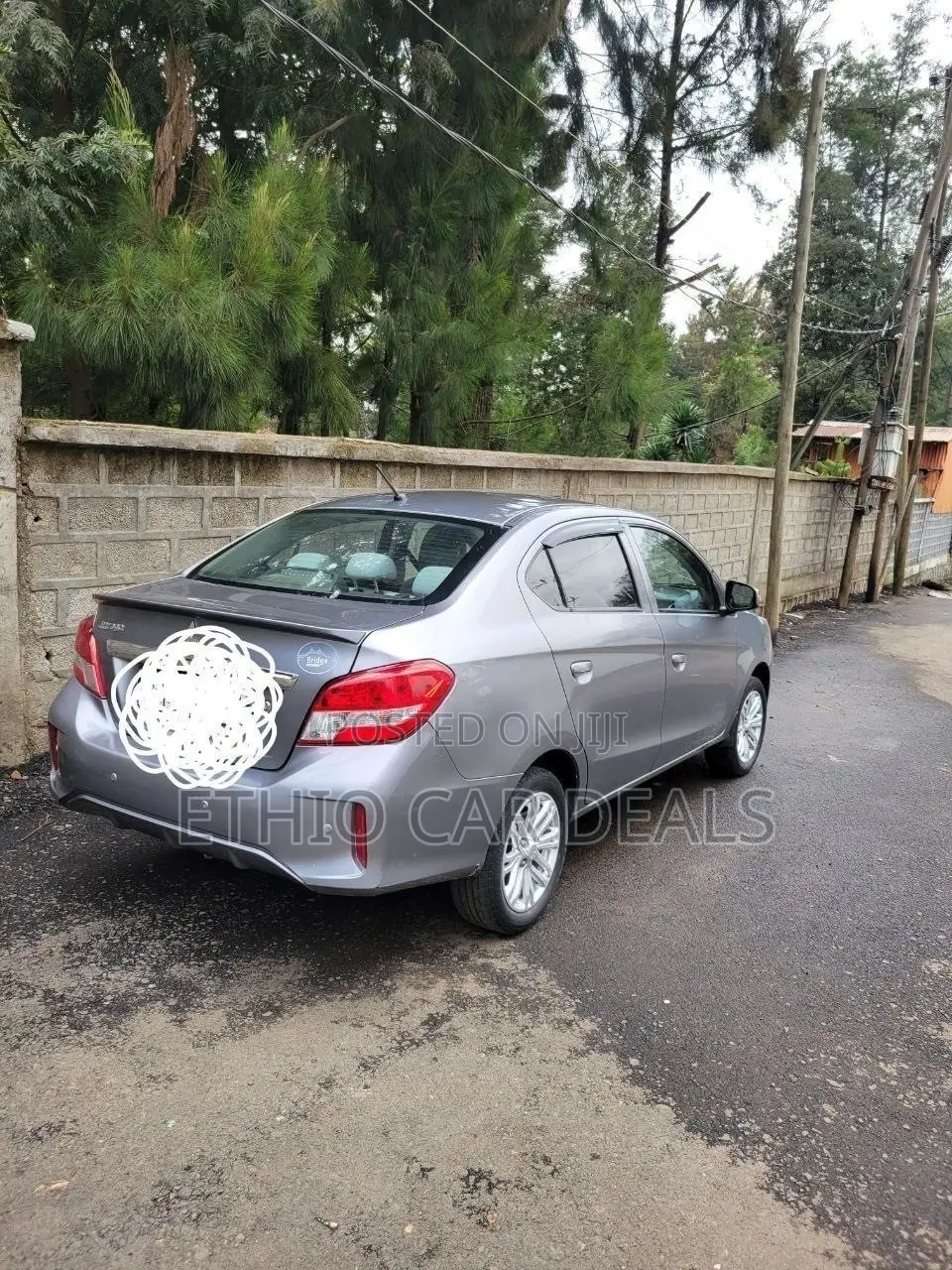 Mitsubishi Attrage 2021 Gray