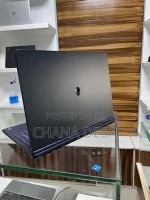 New Laptop Alienware 16x Aurora 32GB Intel Core Ultra 9 SSD 1T