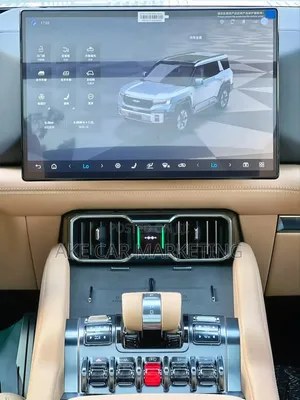 New BYD Leopard 8 2.0 Hybrid AWD 2025 Silver