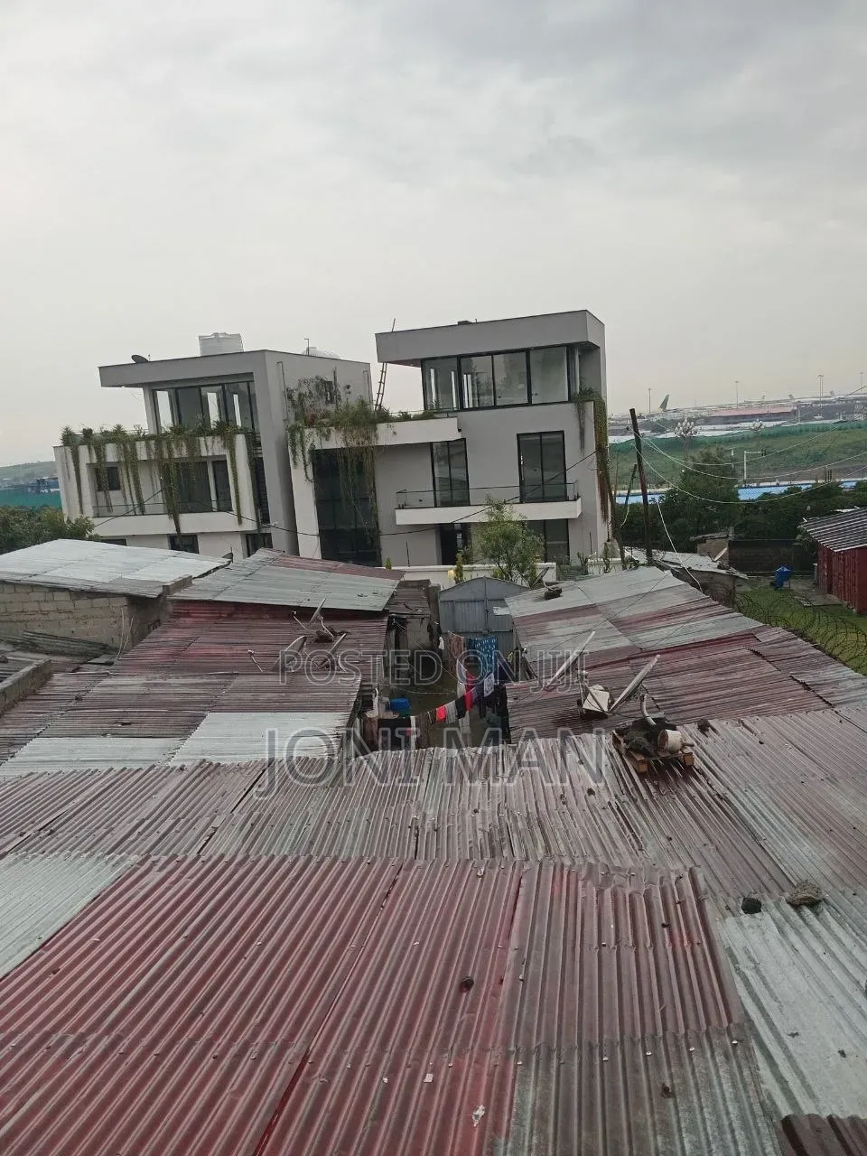 10bdrm House in Bole for sale
