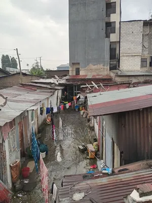 10bdrm House in Bole for sale