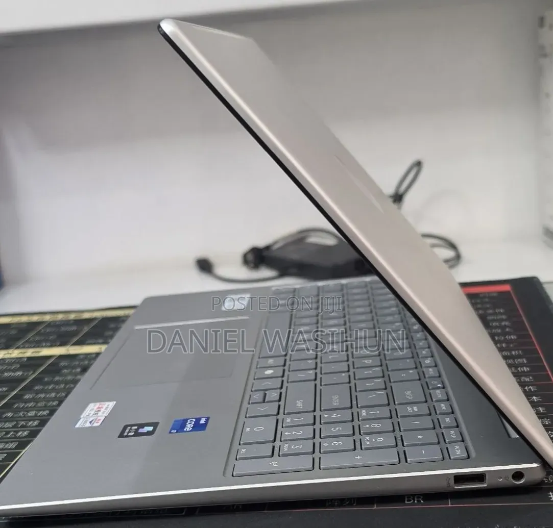 New Laptop HP Stream Notebook 16GB Intel Core i7 SSD 1T