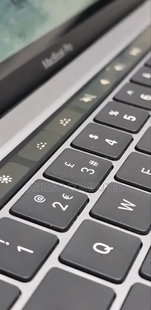 New Laptop Apple MacBook Air 2020 M1 8GB Apple M1 Pro SSD 512GB