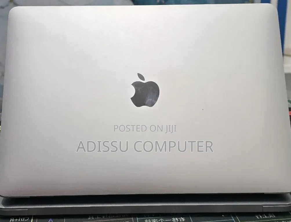 New Laptop Apple MacBook Air 2020 M1 8GB Apple M1 SSD 256GB