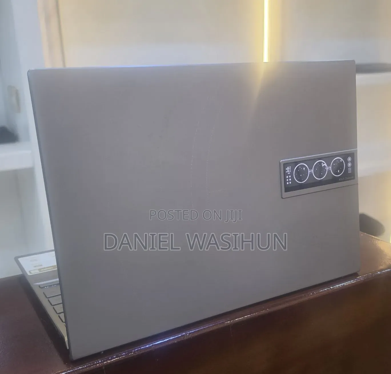New Laptop Asus ZenBook Flip 14 UX461UA 16GB Intel Core i7 SSD 512GB