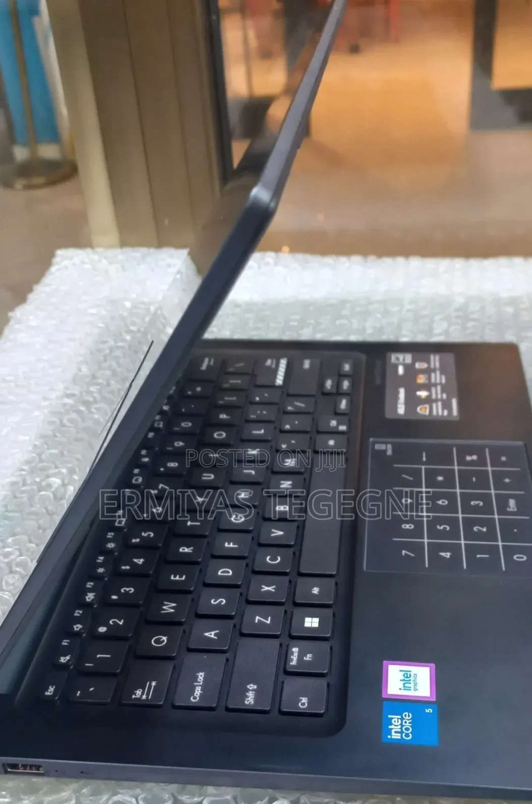 New Laptop HP OmniBook Ultra Flip 16" 16GB Intel Core Ultra 7 SSD 512GB