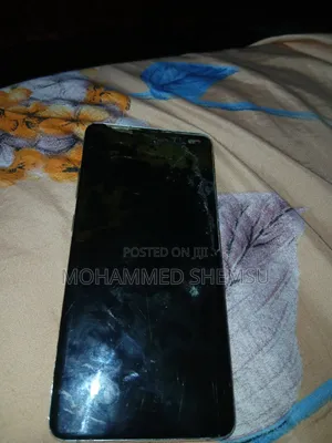 Samsung Galaxy S10+ if U Want to Buy the Board Dm Me