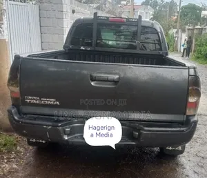 Toyota Tacoma 2008 Gray