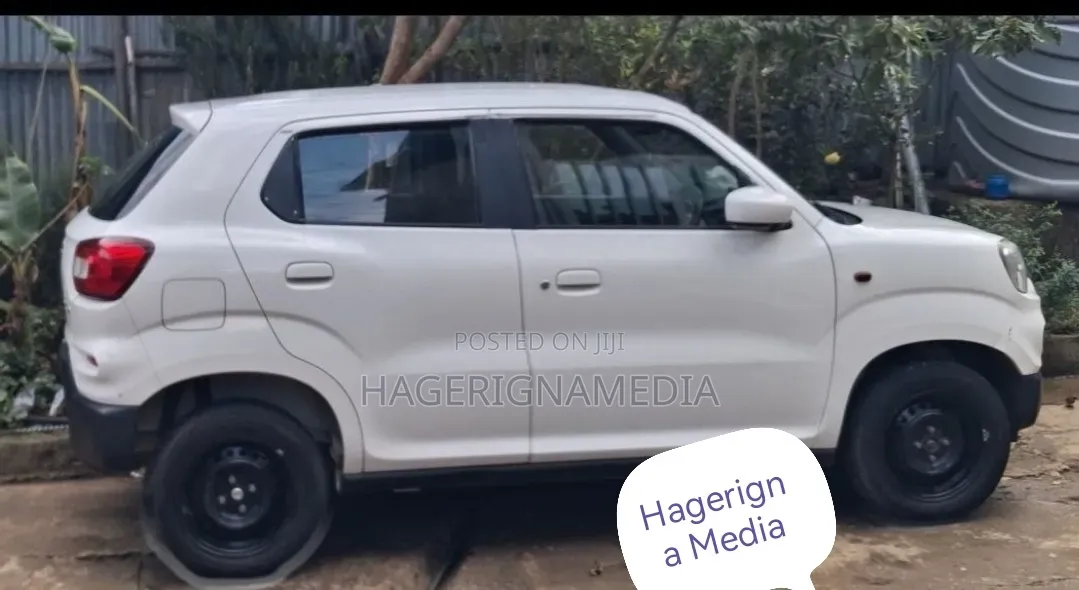 Suzuki S-Presso 2022 Silver