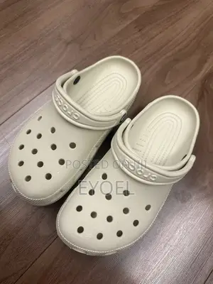 Crocs Cream